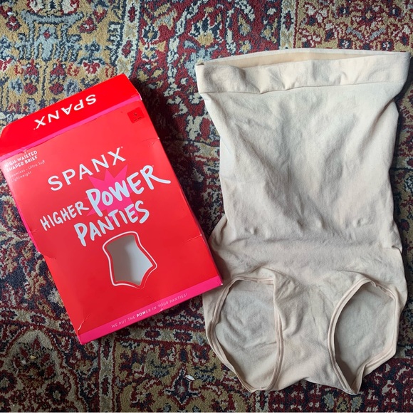 SPANX Higher Power Panties - Picture 4 of 5